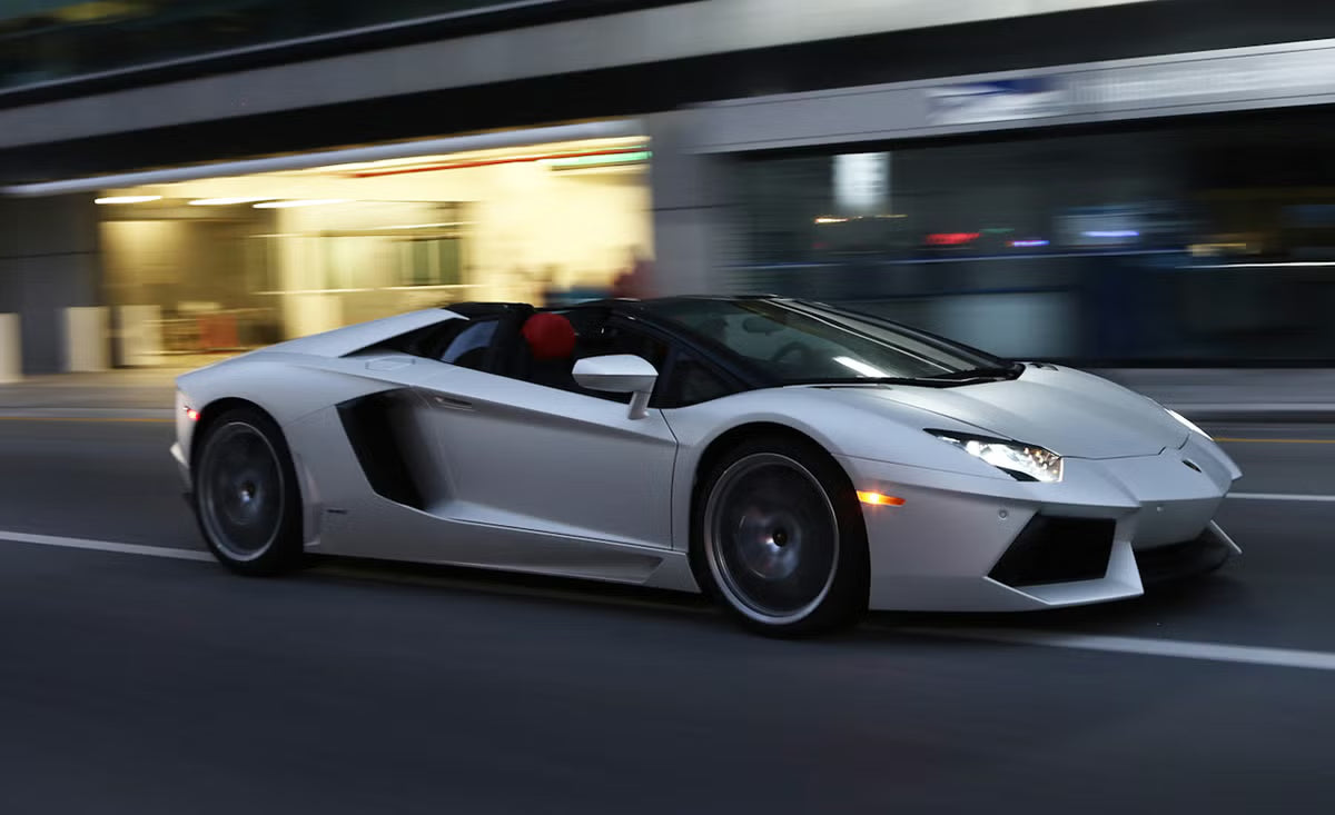 Aventador LP700-4
