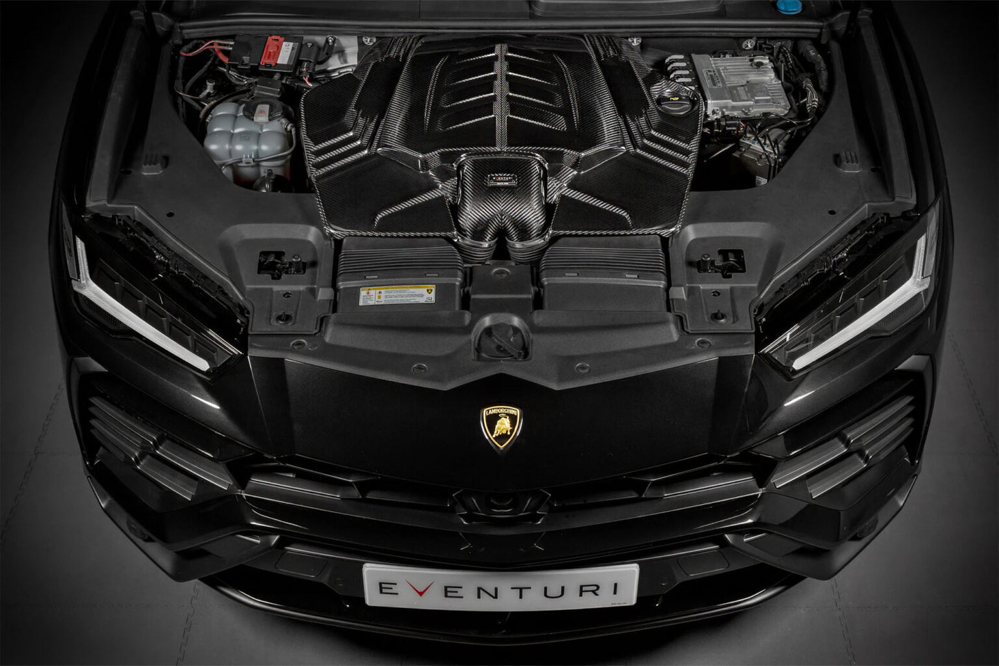 Lamborghini Urus / Audi RS Q8 / Cayenne Turbo Eventuri Carbon Fiber Intake
